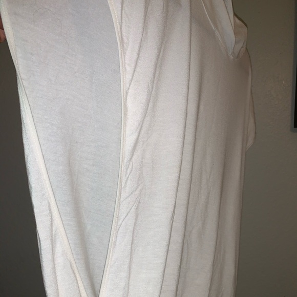 Yogasmoga tee sleeveless with hoodie - Picture 4 of 4